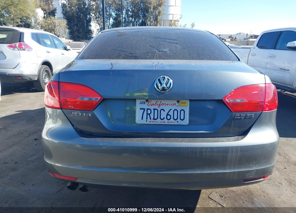 2013 VOLKSWAGEN JETTA 2.5L SE VIN: 3VWDP7AJ8DM411613