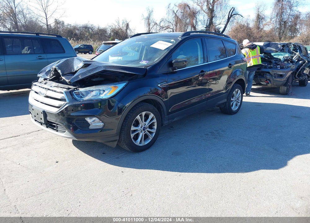 2017 FORD ESCAPE SE VIN: 1FMCU9GD9HUC70830