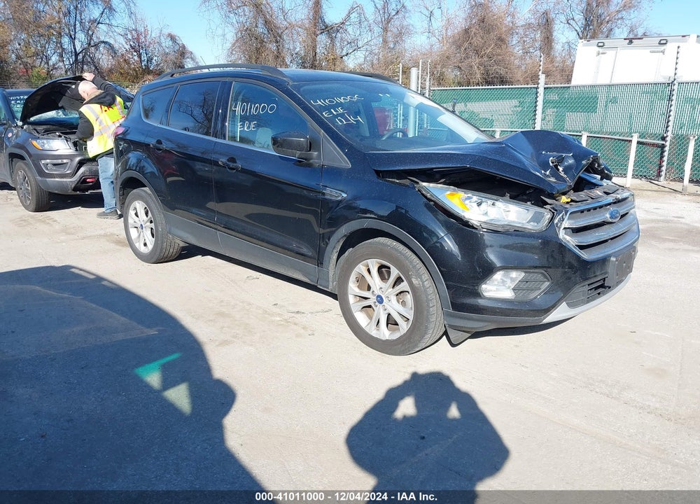 2017 FORD ESCAPE SE VIN: 1FMCU9GD9HUC70830