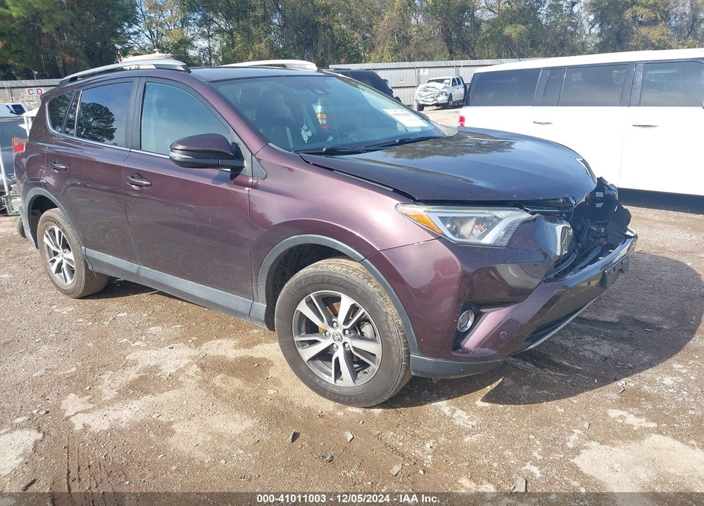 2018 TOYOTA RAV4 ADVENTURE/XLE VIN: 2T3WFREV2JW522840