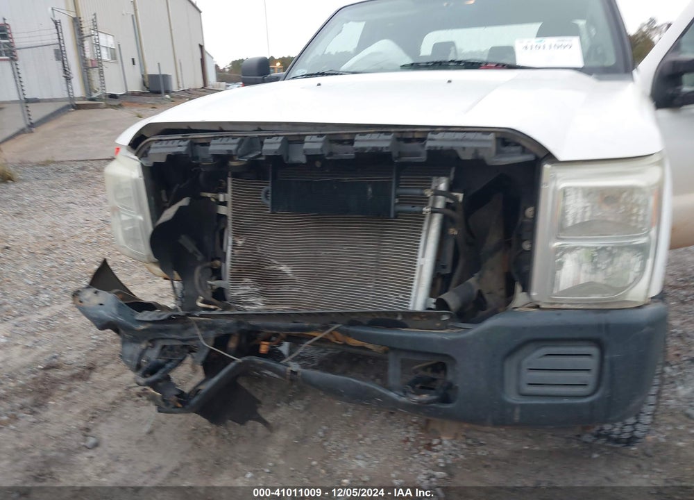2011 FORD F-250 XL VIN: 1FT7W2B6XBEC53424