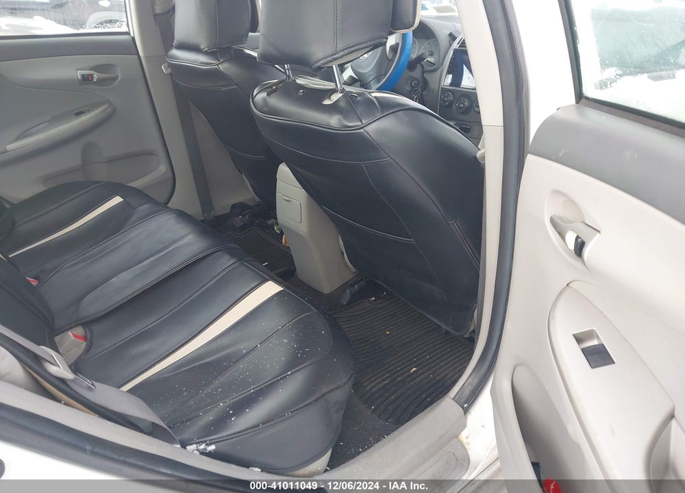 2010 TOYOTA COROLLA LE VIN: 2T1BU4EE8AC271470