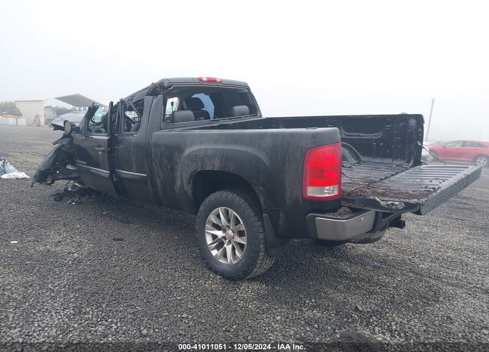 2008 GMC SIERRA 1500 VIN: 2GTEK19J581301333