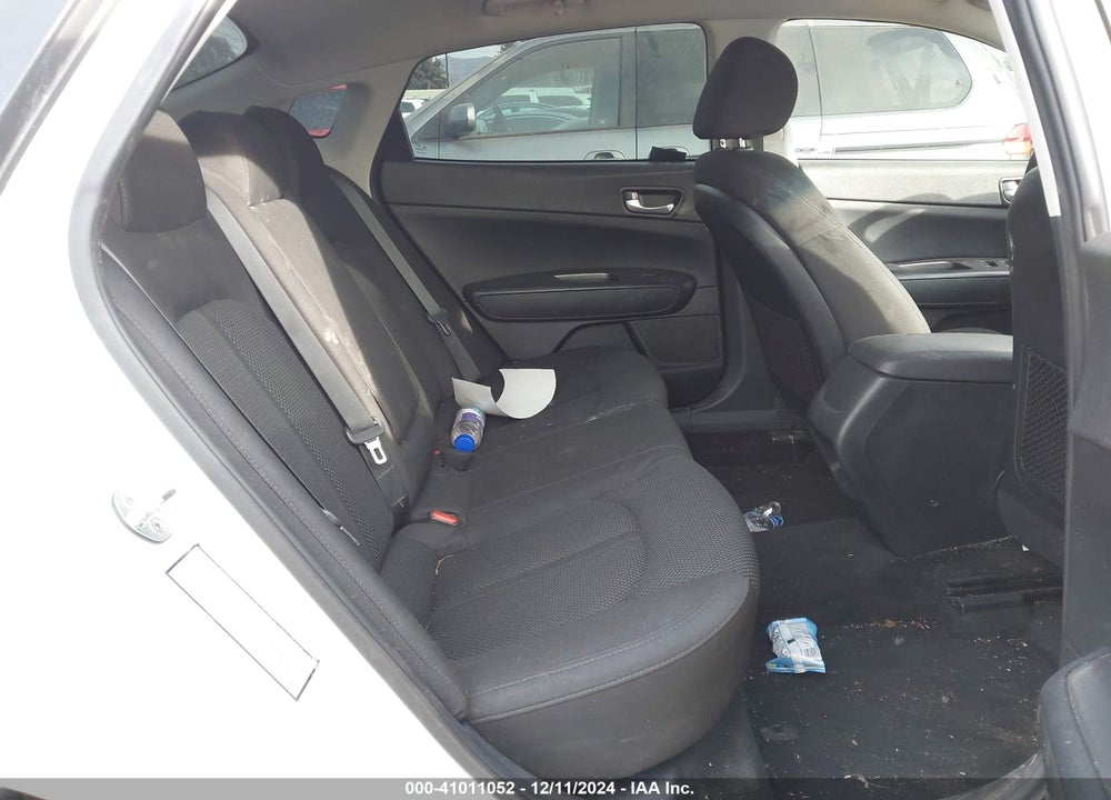2019 KIA OPTIMA VIN: 5XXGT4L34KG298394