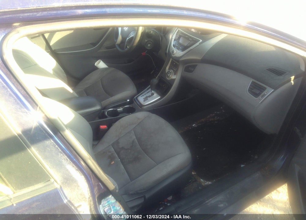 2011 HYUNDAI ELANTRA GLS VIN: 5NPDH4AE6BH029679