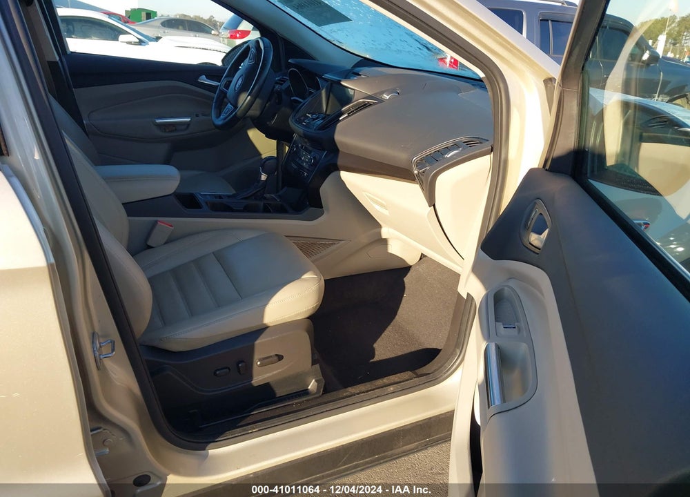 2017 FORD ESCAPE TITANIUM VIN: 1FMCU0JD6HUC42598