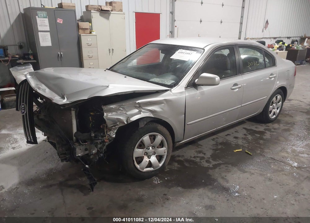 2008 KIA OPTIMA VIN: KNAGE123985217099