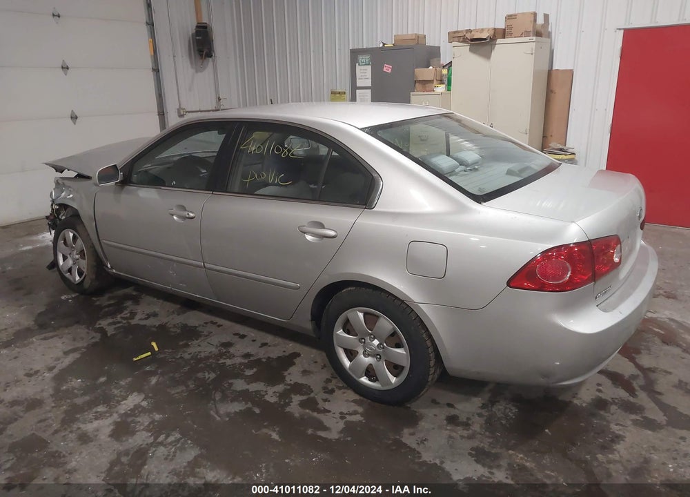 2008 KIA OPTIMA VIN: KNAGE123985217099