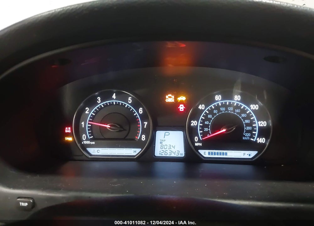 2008 KIA OPTIMA VIN: KNAGE123985217099