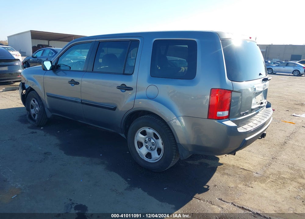 2009 HONDA PILOT LX VIN: 5FNYF38289B025574