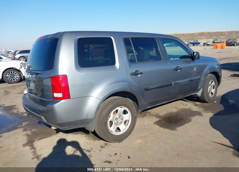 2009 HONDA PILOT LX VIN: 5FNYF38289B025574
