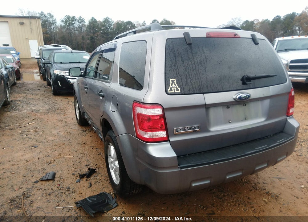 2008 FORD ESCAPE XLT VIN: 1FMCU03118KE61256