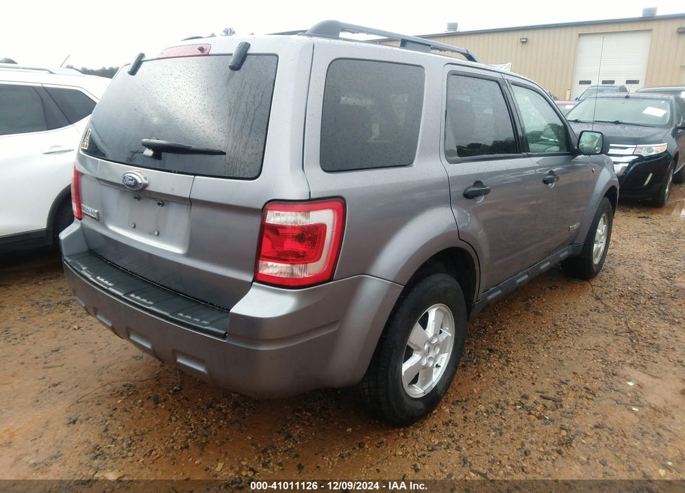 2008 FORD ESCAPE XLT VIN: 1FMCU03118KE61256