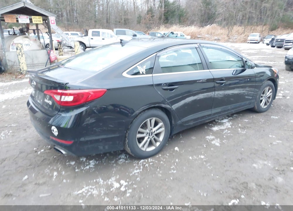 2015 HYUNDAI SONATA SE VIN: 5NPE24AF4FH003375