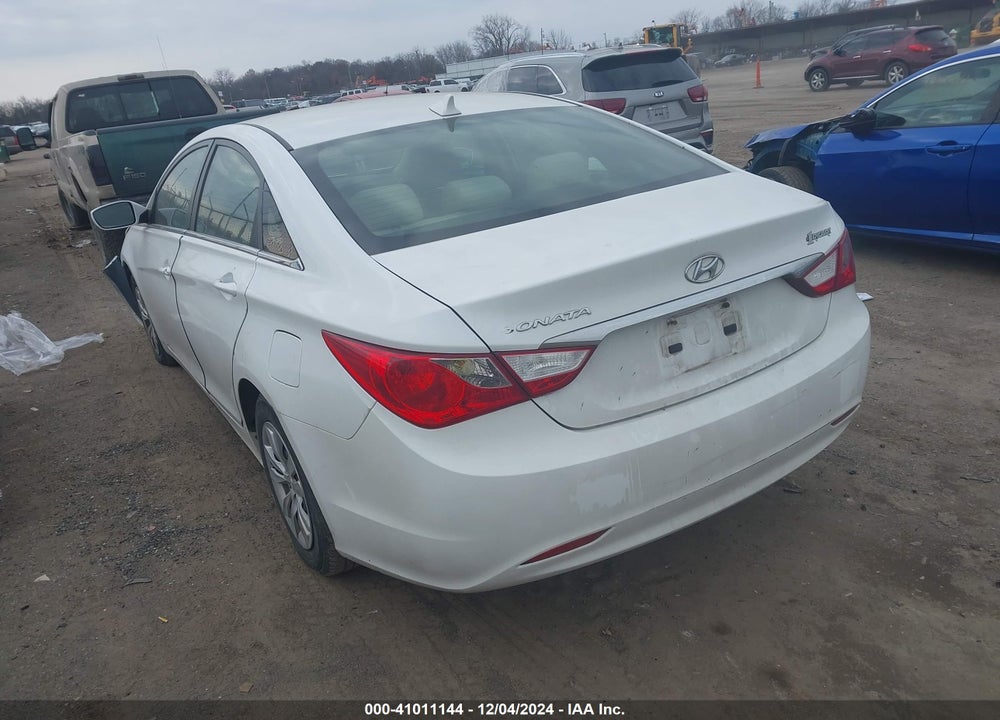 2011 HYUNDAI SONATA GLS VIN: 5NPEB4ACXBH210871