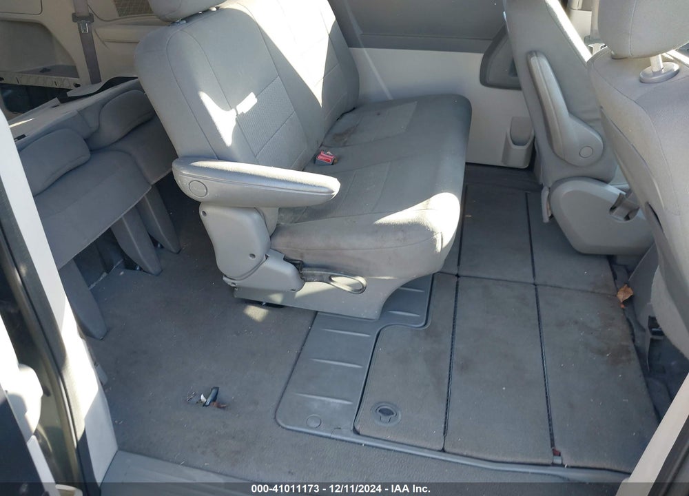 2008 DODGE GRAND CARAVAN SE VIN: 1D8HN44H38B110909