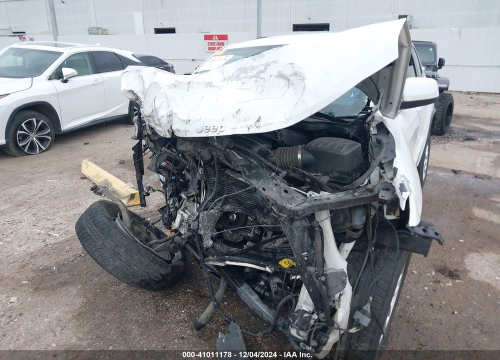 2020 JEEP GRAND CHEROKEE LAREDO E 4X2 VIN: 1C4RJEAG1LC202569