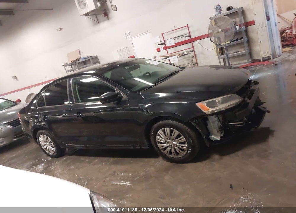 2014 VOLKSWAGEN JETTA 2.0L S VIN: 3VW2K7AJXEM429733