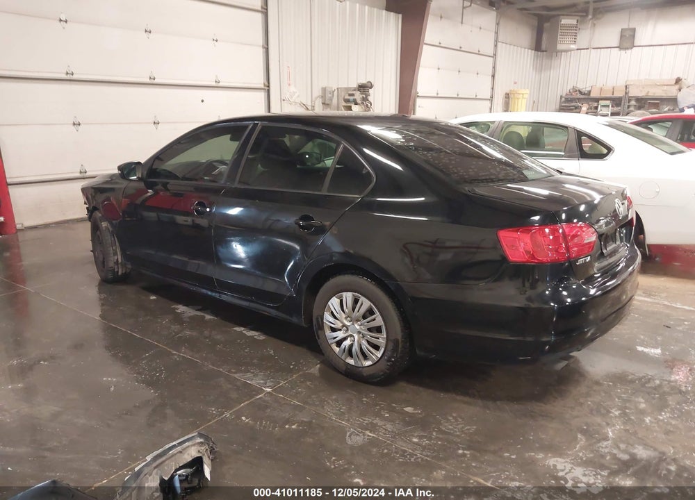 2014 VOLKSWAGEN JETTA 2.0L S VIN: 3VW2K7AJXEM429733