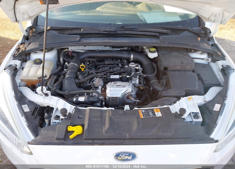 2018 FORD FOCUS SE VIN: 1FADP3FE9JL216310