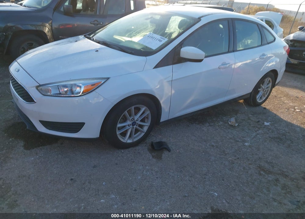 2018 FORD FOCUS SE VIN: 1FADP3FE9JL216310