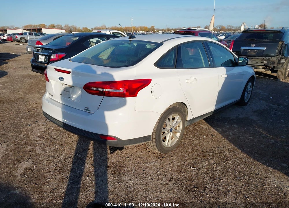 2018 FORD FOCUS SE VIN: 1FADP3FE9JL216310