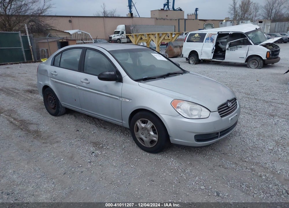 2007 HYUNDAI ACCENT GLS VIN: KMHCN46C37U133387