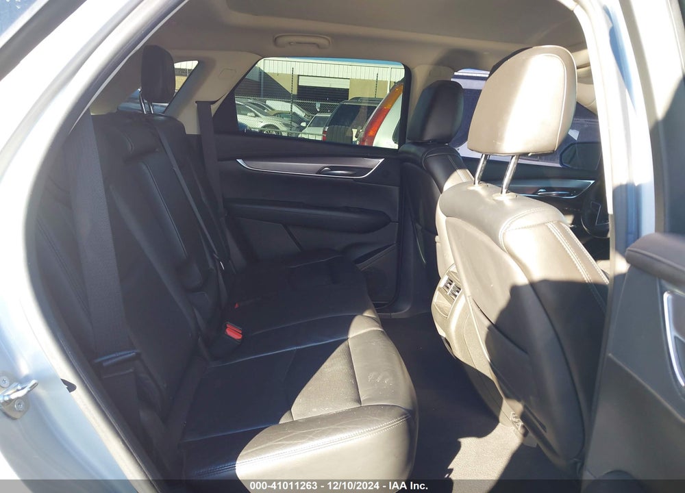2017 CADILLAC XT5 LUXURY VIN: 1GYKNBRSXHZ233878