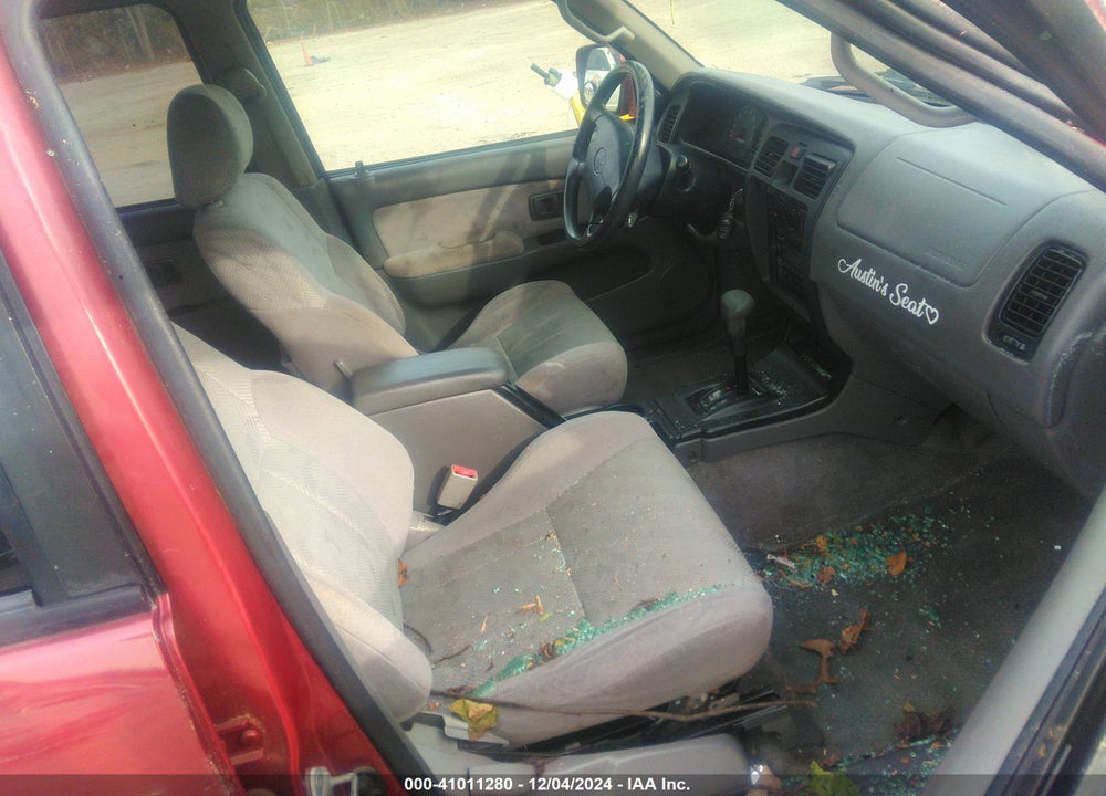 2002 TOYOTA 4RUNNER SR5 V6 VIN: JT3GN86R720224278