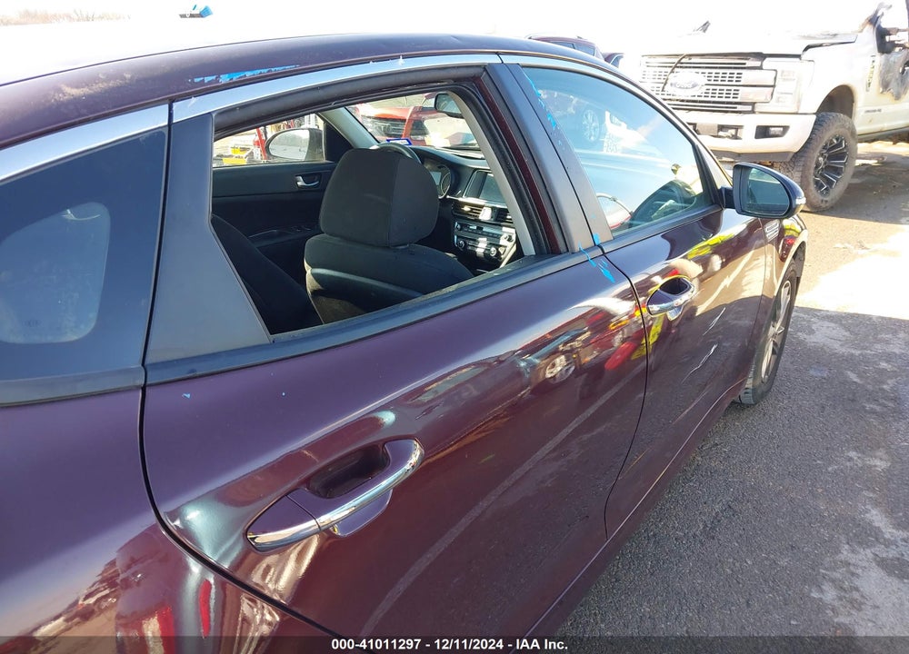 2020 KIA OPTIMA VIN: 5XXGT4L38LG442479