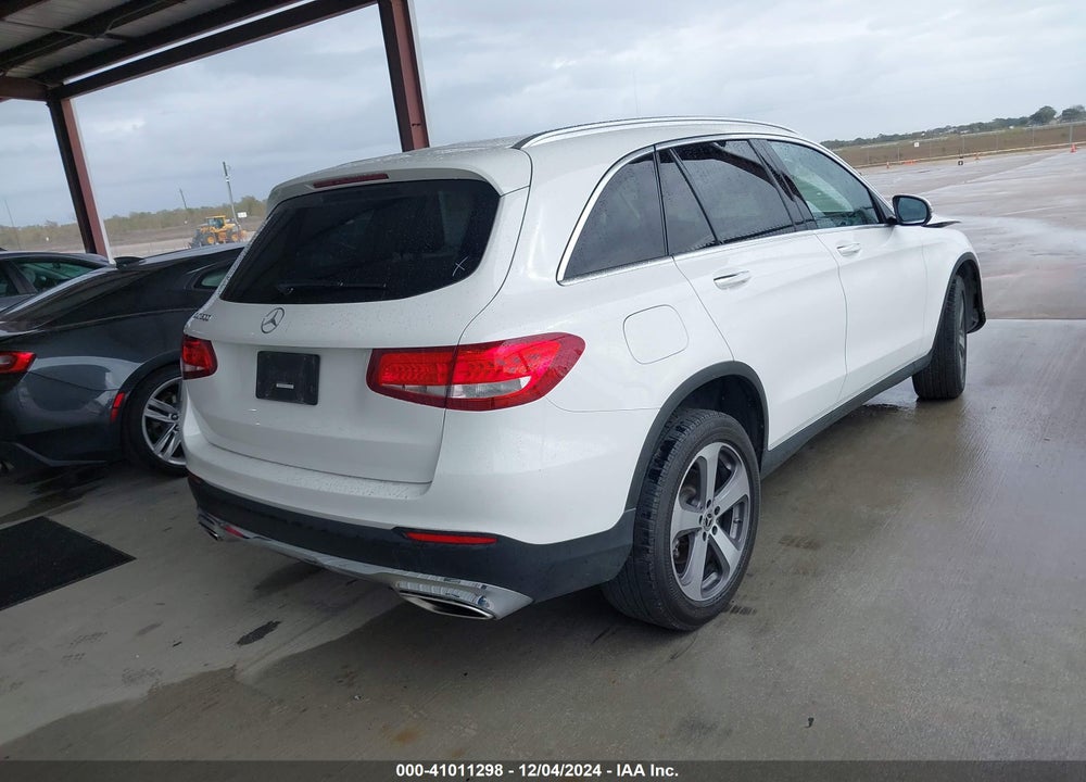 2018 MERCEDES-BENZ GLC 300 VIN: WDC0G4JBXJV052091
