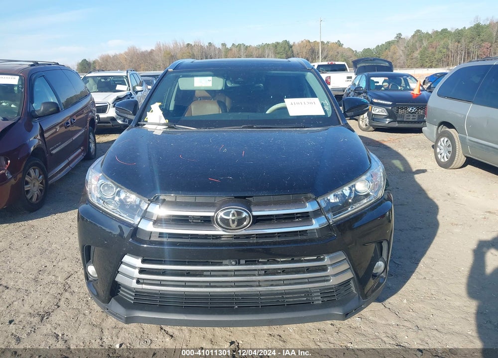 2017 TOYOTA HIGHLANDER LIMITED/PLATINUM VIN: 5TDYZRFH0HS204087