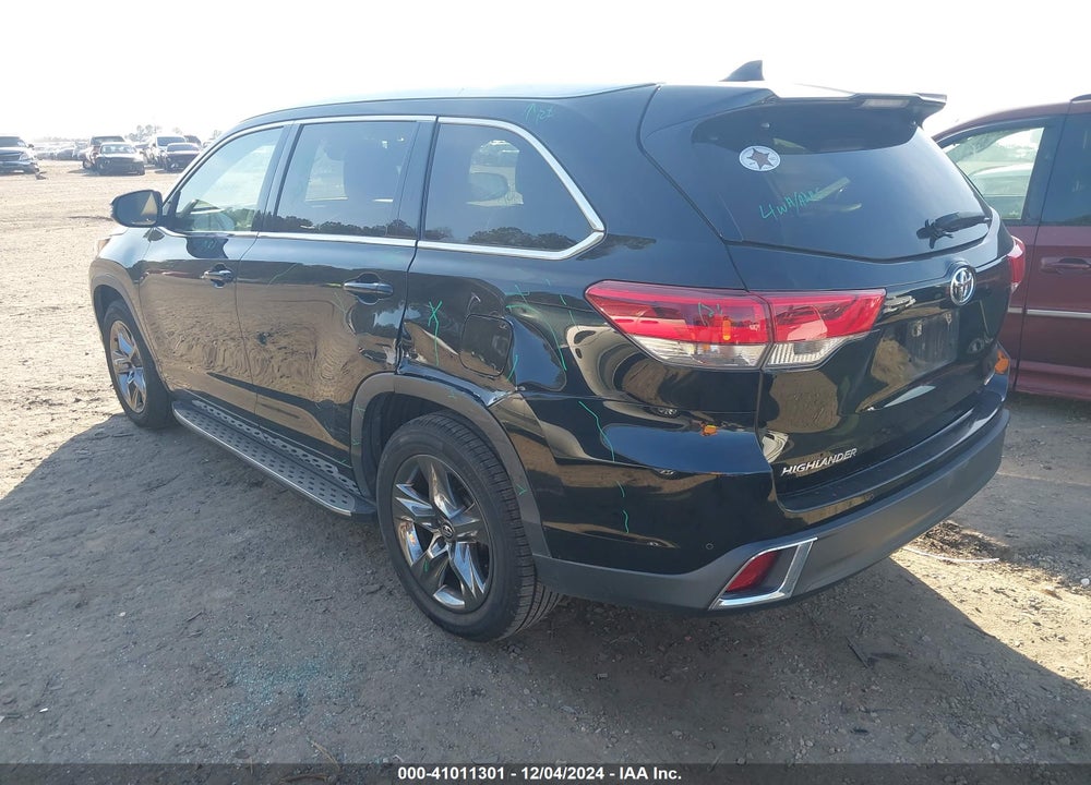 2017 TOYOTA HIGHLANDER LIMITED/PLATINUM VIN: 5TDYZRFH0HS204087