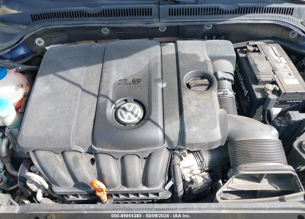 2012 VOLKSWAGEN JETTA 2.5L SE VIN: 3VWDX7AJ1CM389470