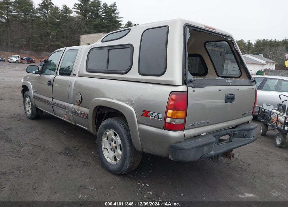 2001 CHEVROLET SILVERADO 1500 LS VIN: 2GCEK19V411407779