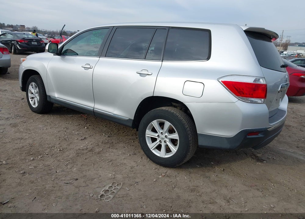 2013 TOYOTA HIGHLANDER BASE V6 VIN: 5TDBK3EH3DS216463