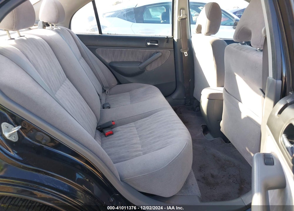2005 HONDA CIVIC LX VIN: JHMES165X5S007332