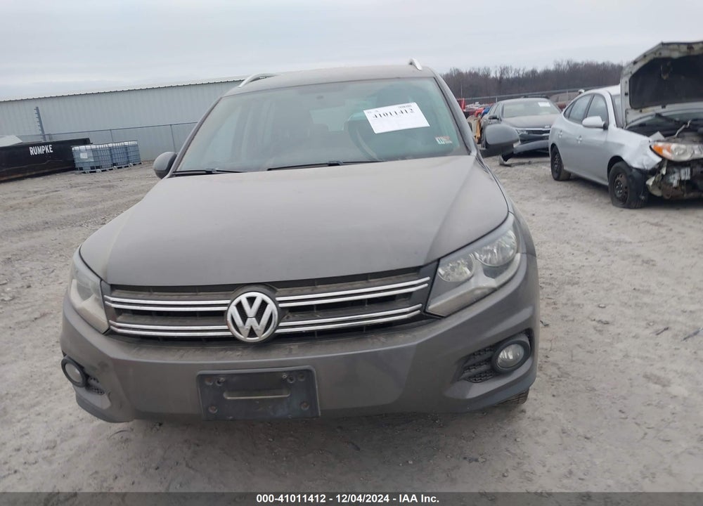 2014 VOLKSWAGEN TIGUAN SE VIN: WVGBV3AX4EW607638