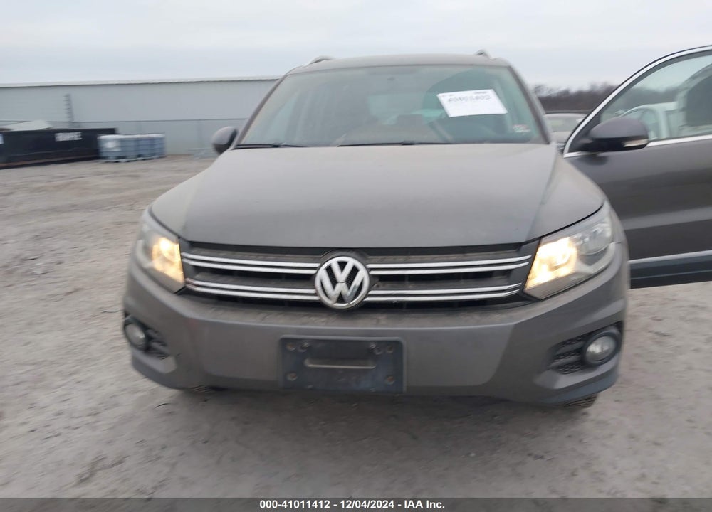 2014 VOLKSWAGEN TIGUAN SE VIN: WVGBV3AX4EW607638