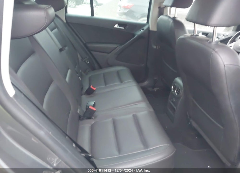 2014 VOLKSWAGEN TIGUAN SE VIN: WVGBV3AX4EW607638