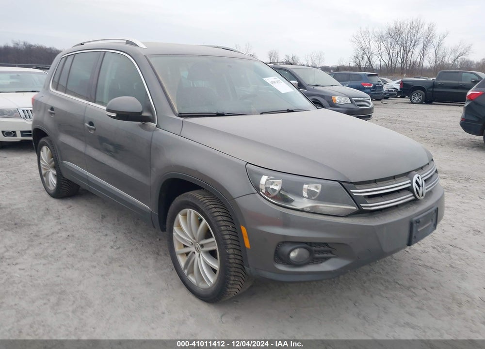 2014 VOLKSWAGEN TIGUAN SE VIN: WVGBV3AX4EW607638