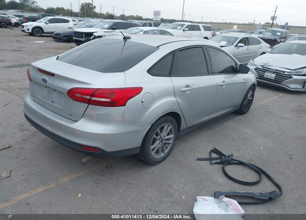 2018 FORD FOCUS SE VIN: 1FADP3F23JL204384