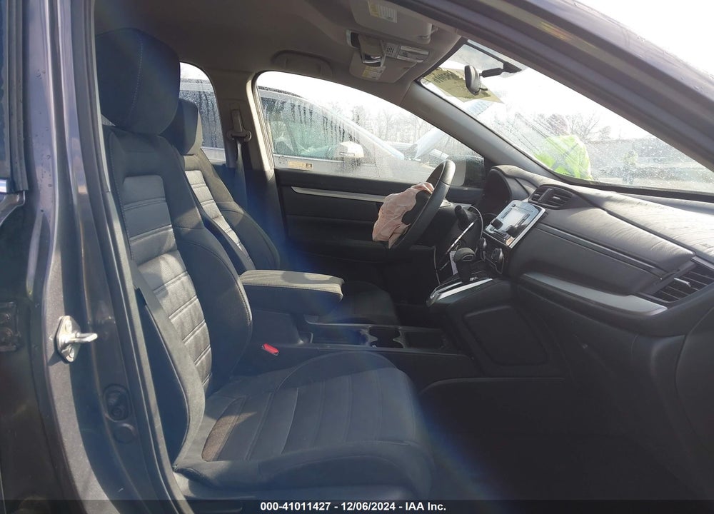 2018 HONDA CR-V LX VIN: 2HKRW6H30JH218838