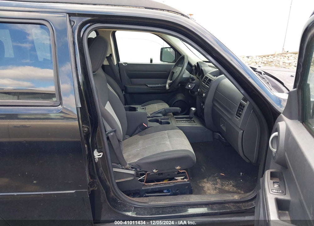 2007 DODGE NITRO SXT VIN: 1D8GT28K17W683567