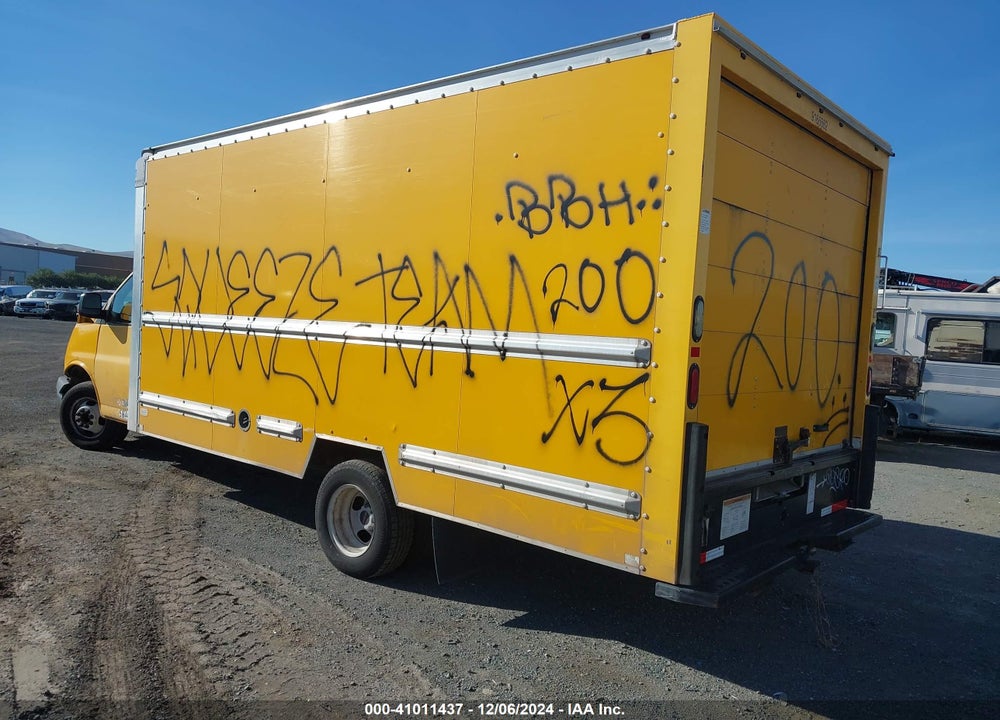 2014 GMC SAVANA CUTAWAY 3500 VIN: 1GD374CG8E1906984