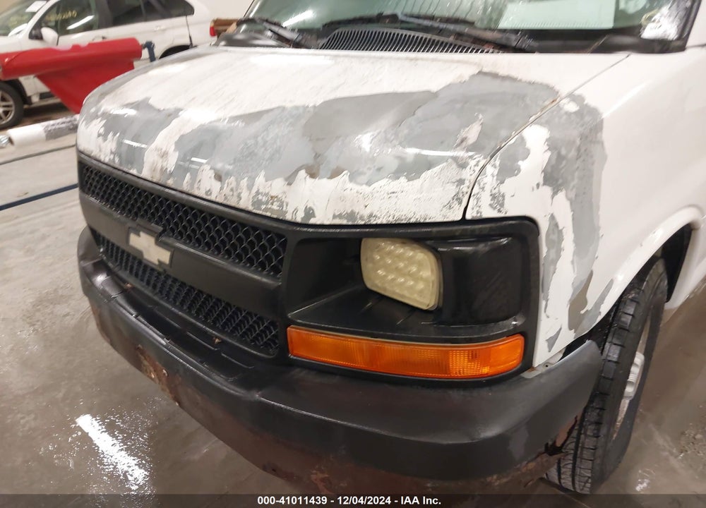 2005 CHEVROLET EXPRESS VIN: 1GCHG35V151206918