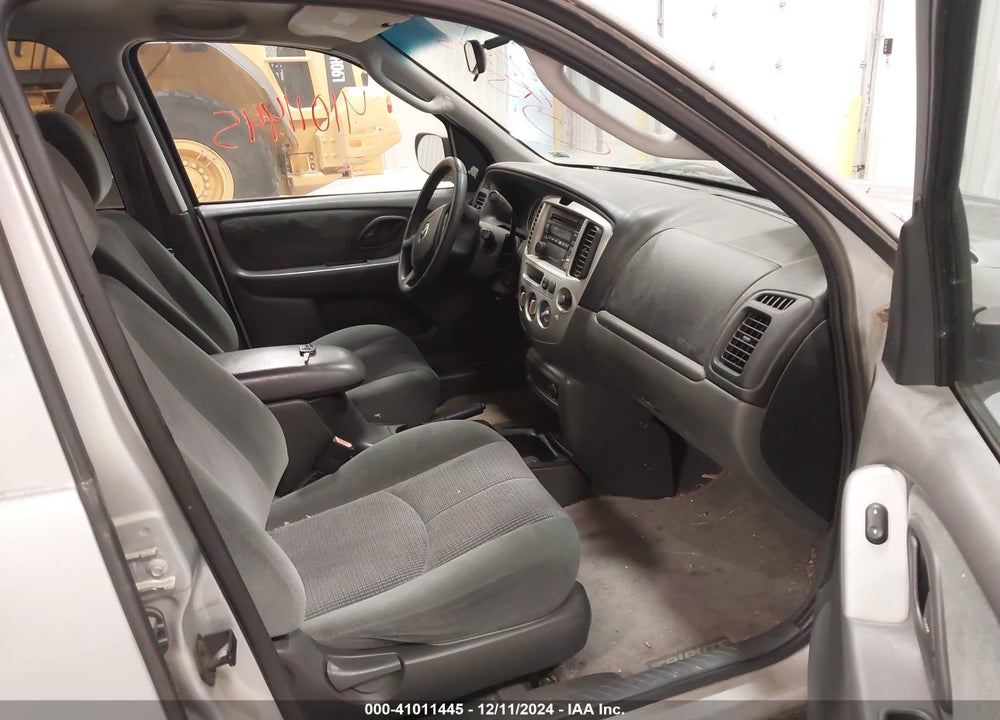 2004 MAZDA TRIBUTE LX V6 VIN: 4F2YZ04194KM04856
