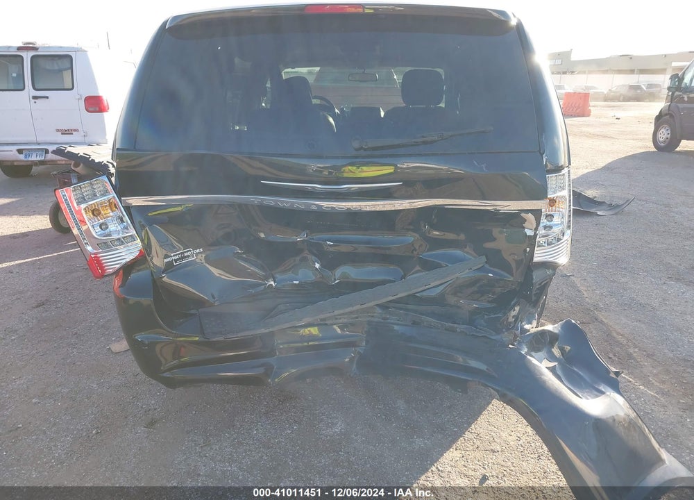 2014 CHRYSLER TOWN & COUNTRY TOURING VIN: 2C4RC1BG1ER372524
