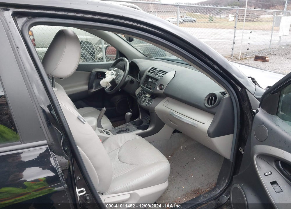 2011 TOYOTA RAV4 LIMITED VIN: 2T3DK4DV4BW055817