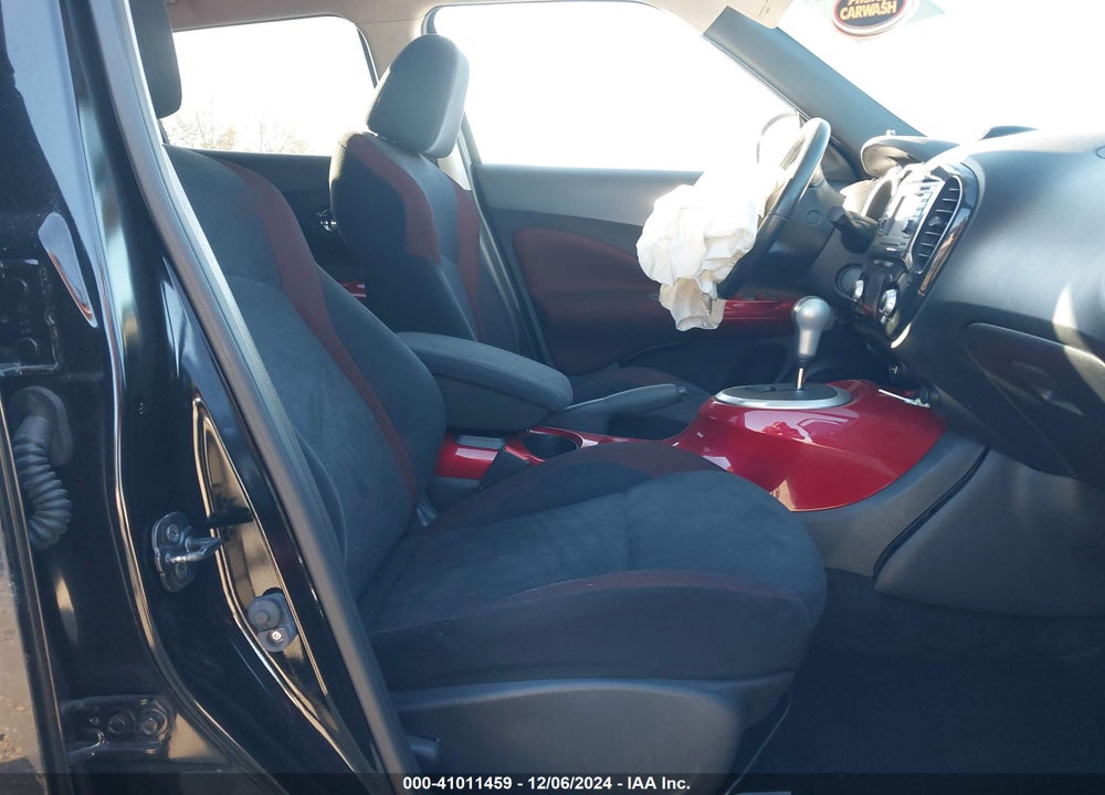2013 NISSAN JUKE SV VIN: JN8AF5MR2DT221178